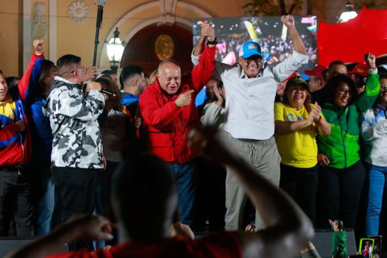 Sin novedad en Venezuela: Maduro consagra el enésimo pucherazo electoral