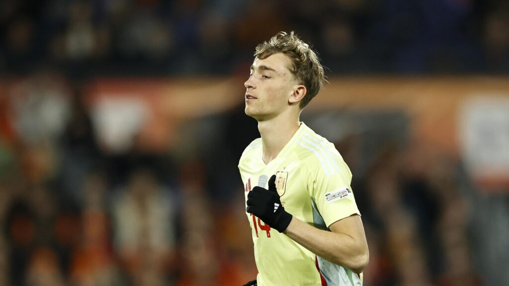 Ya es oficial: el Real Madrid anuncia el fichaje de Dean Huijsen Ya es oficial: el Real Madrid anuncia el fichaje de Dean Huijsen