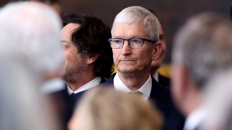 Apple calcula que los aranceles de Trump le costarán 900 millones de dólares el próximo trimestre