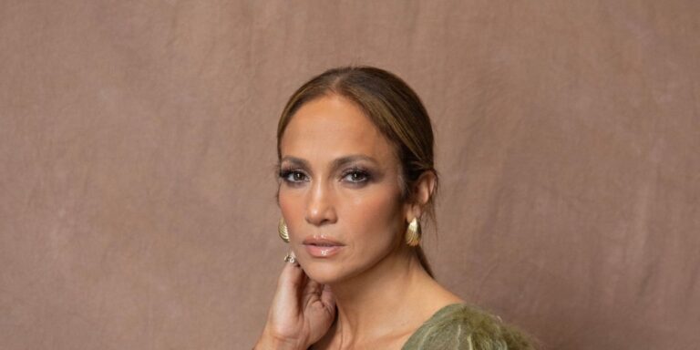 Jennifer Lopez, demanda por publicar fotos suyas sin permiso en sus redes sociales