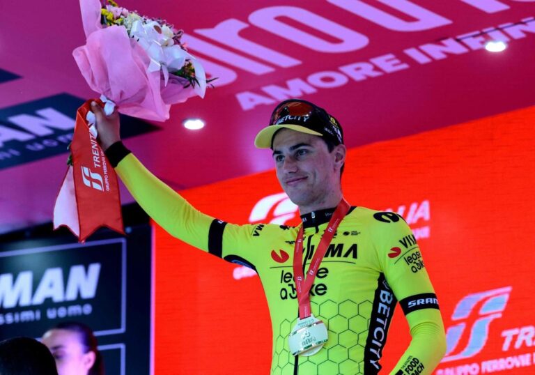 Kooij culmina la sinfonía de Van Aert