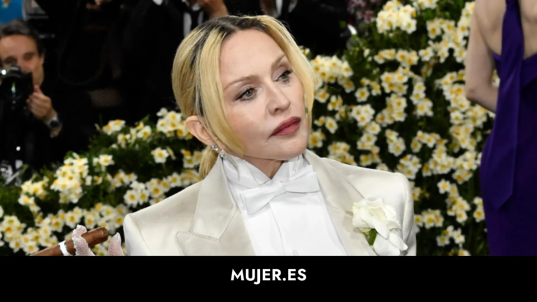 Madonna, irreconocible, se despide del rubio para recrear el ‘look’ de su difunta madre: “Me inspiré en ella”
