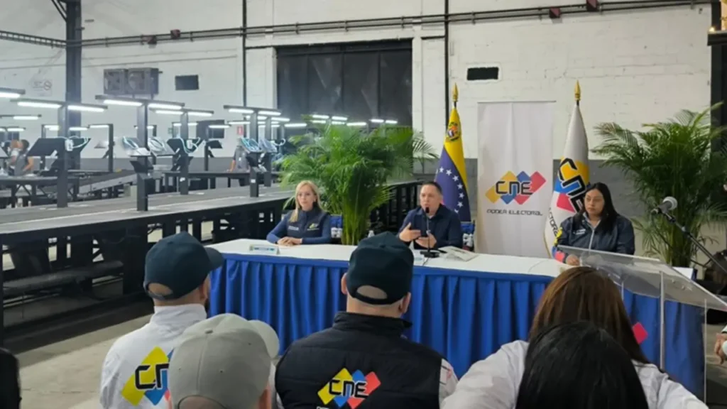 CNE de Venezuela tiene el 100% del material electoral listo para las elecciones del 25M