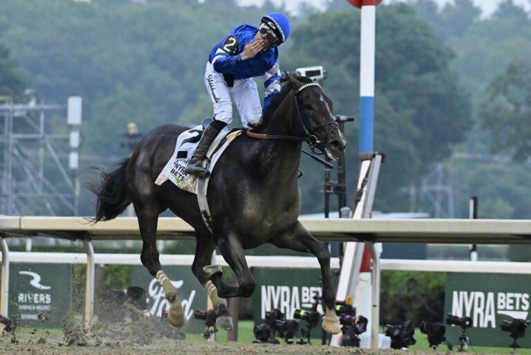 Sovereignty vence a Journalism y conquista Belmont Stakes en Saratoga
