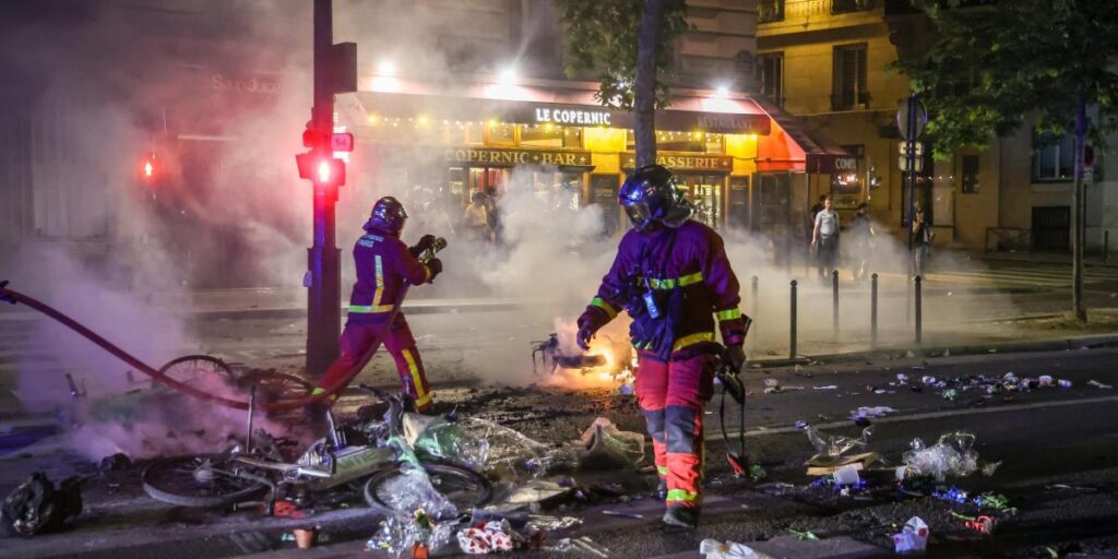 Juanma Castaño, tajante sobre los sucesos en Francia tras la victoria del PSG en Champions: “Primera potencia mundial” Juanma Castaño, tajante sobre los sucesos en Francia tras la victoria del PSG en Champions: “Primera potencia mundial”