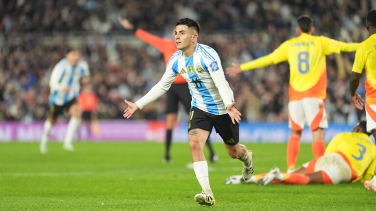 Así quedó la tabla de posiciones de las Eliminatorias Sudamericanas tras el empate entre Argentina y Colombia | Se jugó la fecha 16