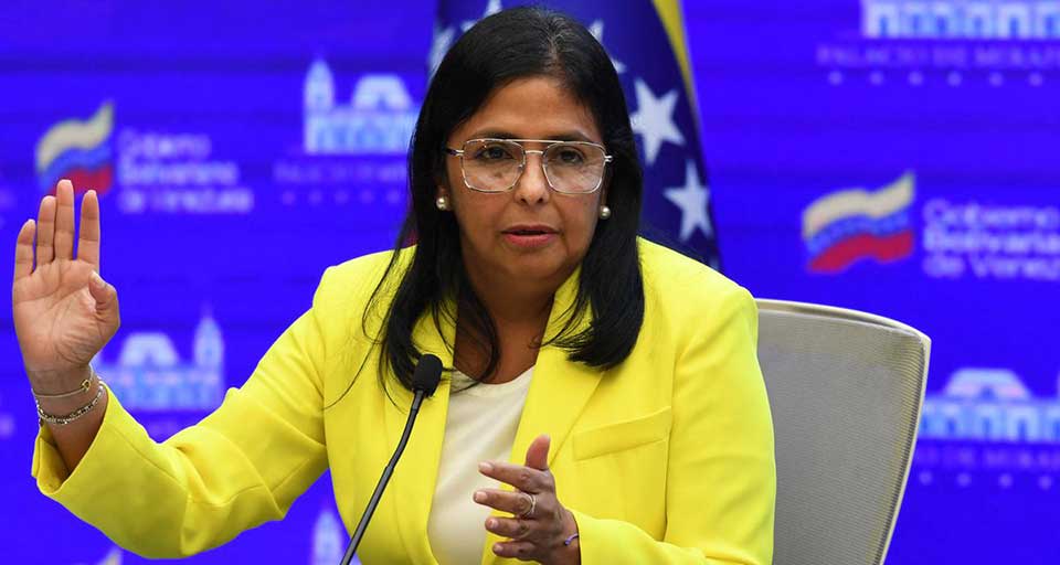 Delcy Rodríguez: Se deben hacer ajustes ante el “recalentamiento de la economía” Delcy Rodríguez: Se deben hacer ajustes ante el “recalentamiento de la economía”