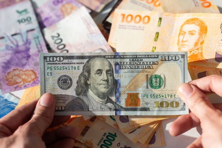 Dólar hoy, dólar blue hoy: a cuánto cotiza este miércoles 4 de junio