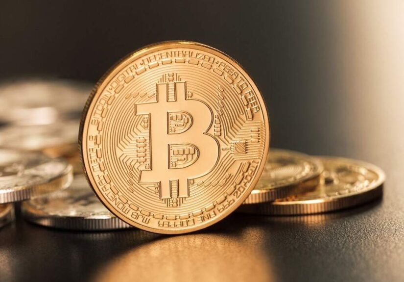 Las criptomonedas se derrumban hasta 8% y Bitcoin se aleja de su máximo histórico