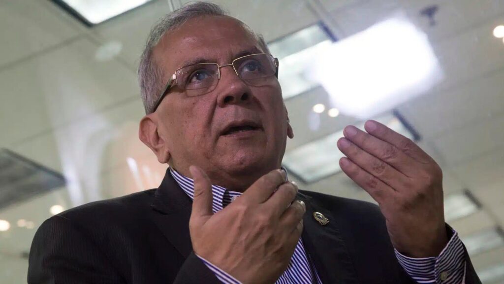 Maduro detiene a quien fuera ministro de Finanzas de Chávez, Rodrigo Cabezas
